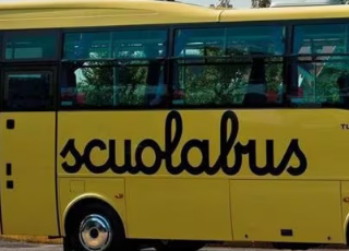Ascoli - Due bambine di quattro anni dimenticate nello scuolabus, due denunce